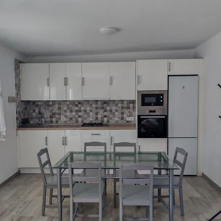 Casa El Pinar * لا أوروتافا